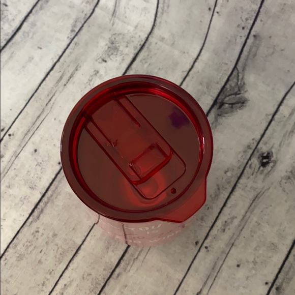 INSULATED LOVE MUG ~ ALL YOU NEED IS LOVE! - Picture 2 of 3